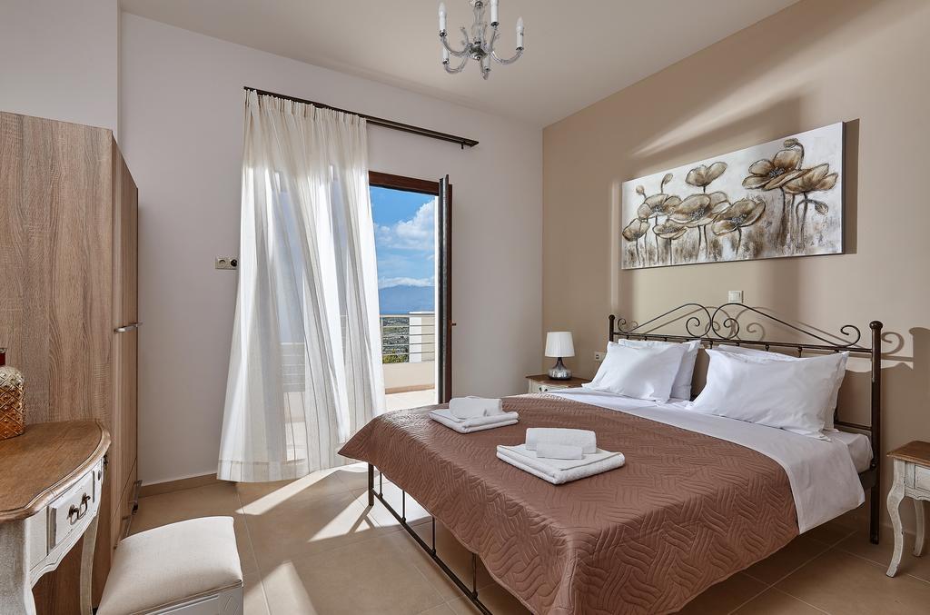 Orelia Cretan Deluxe Apartments Kamilari Exterior photo
